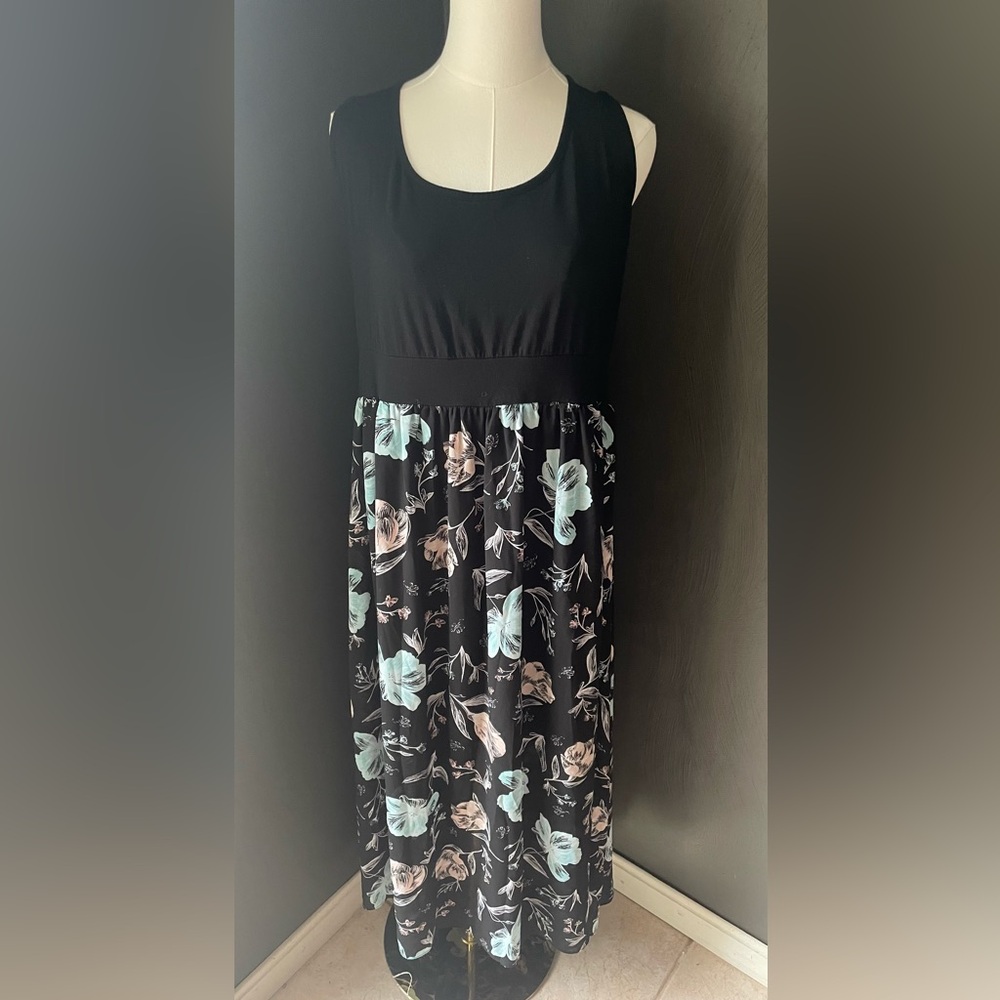 Torrid Floral Chiffon Knit Maxi Dress – Size 2 (2X)